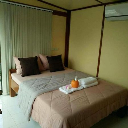 Romyen House Hotel Ban Nong Nam Khan Bagian luar foto