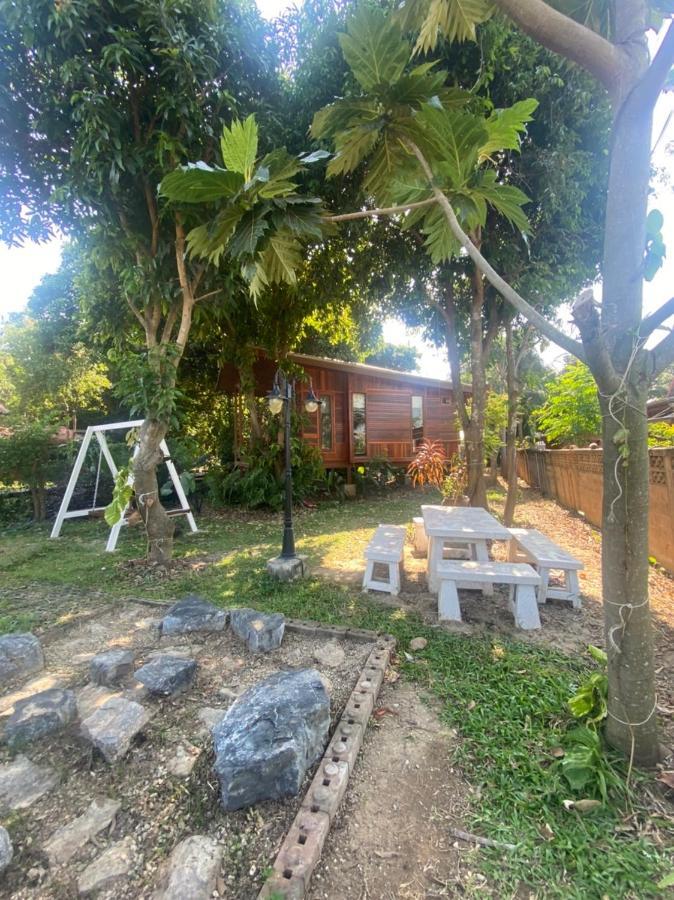 Romyen House Hotel Ban Nong Nam Khan Bagian luar foto