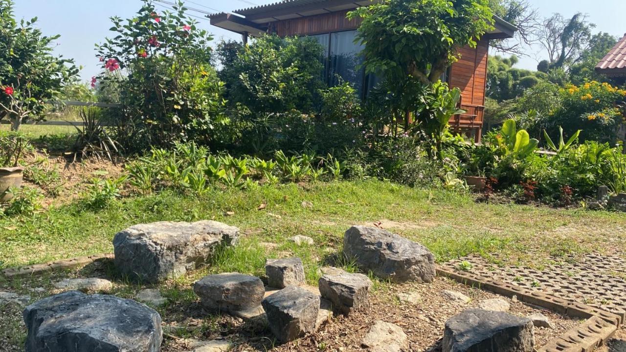Romyen House Hotel Ban Nong Nam Khan Bagian luar foto