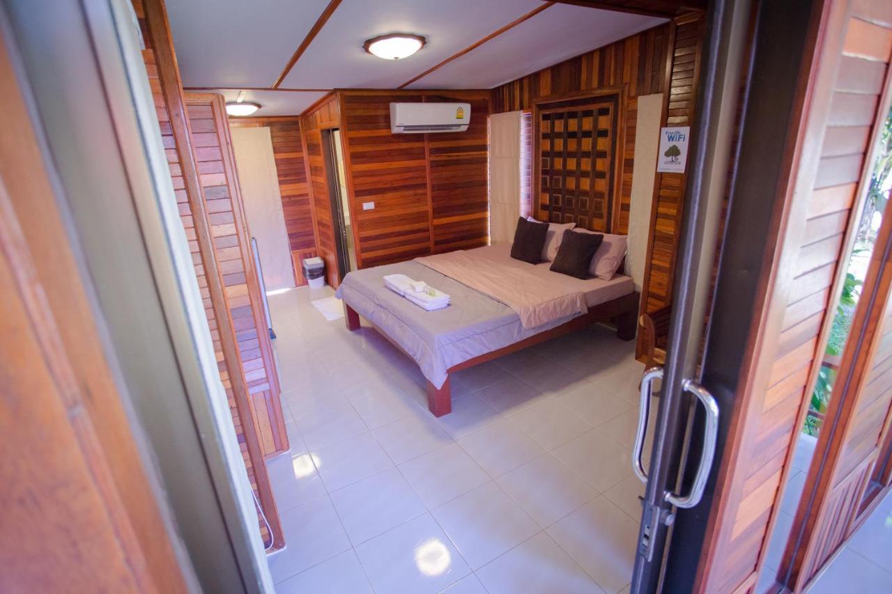 Romyen House Hotel Ban Nong Nam Khan Bagian luar foto