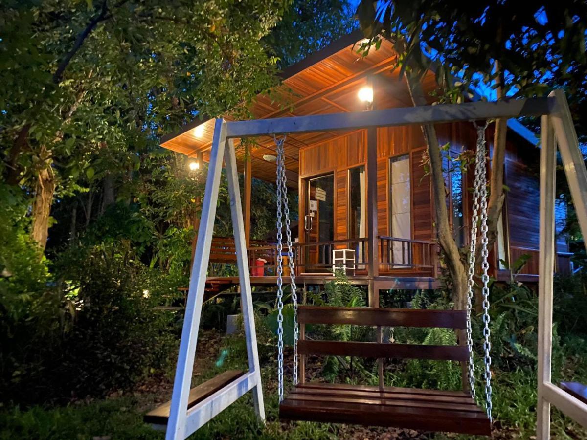 Romyen House Hotel Ban Nong Nam Khan Bagian luar foto