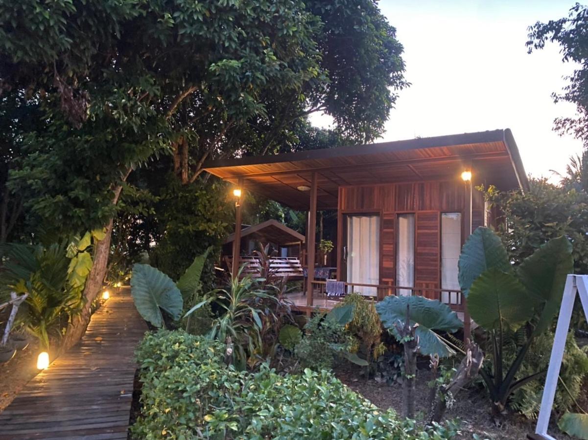 Romyen House Hotel Ban Nong Nam Khan Bagian luar foto