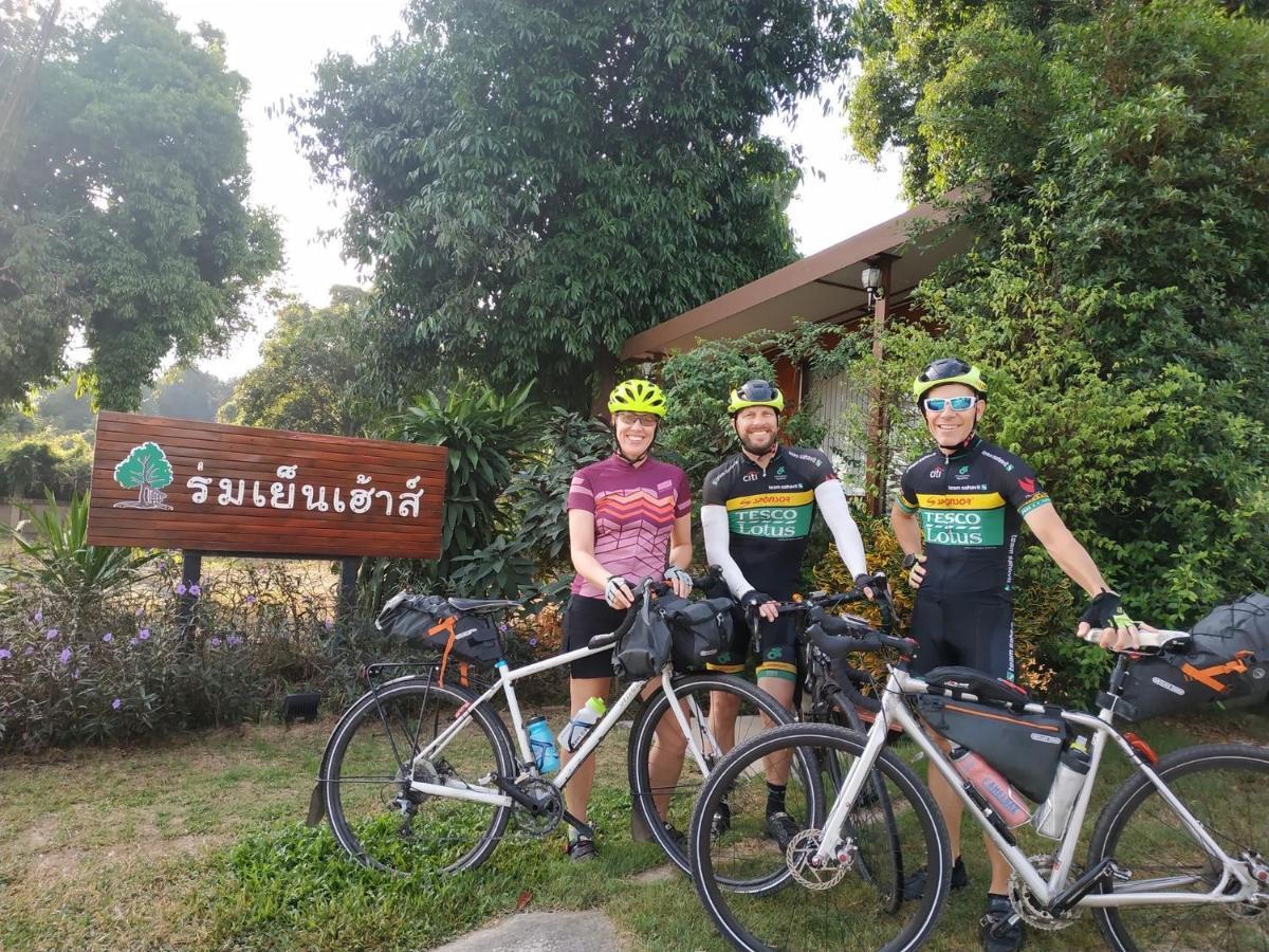 Romyen House Hotel Ban Nong Nam Khan Bagian luar foto