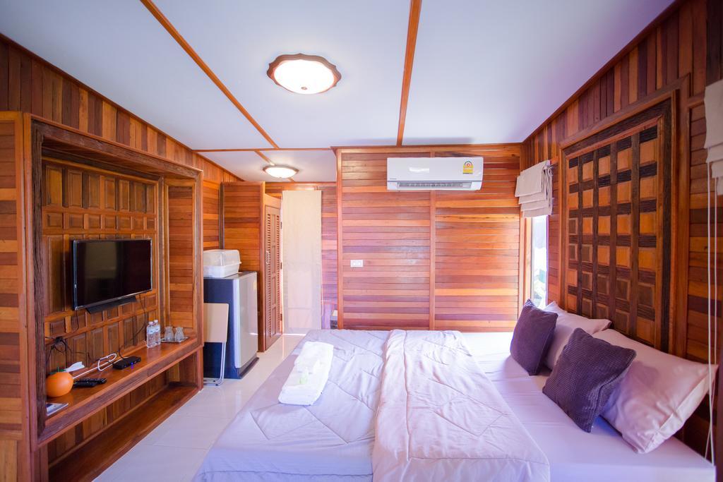 Romyen House Hotel Ban Nong Nam Khan Bagian luar foto