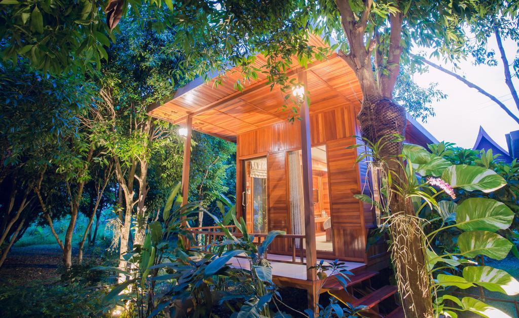 Romyen House Hotel Ban Nong Nam Khan Bagian luar foto